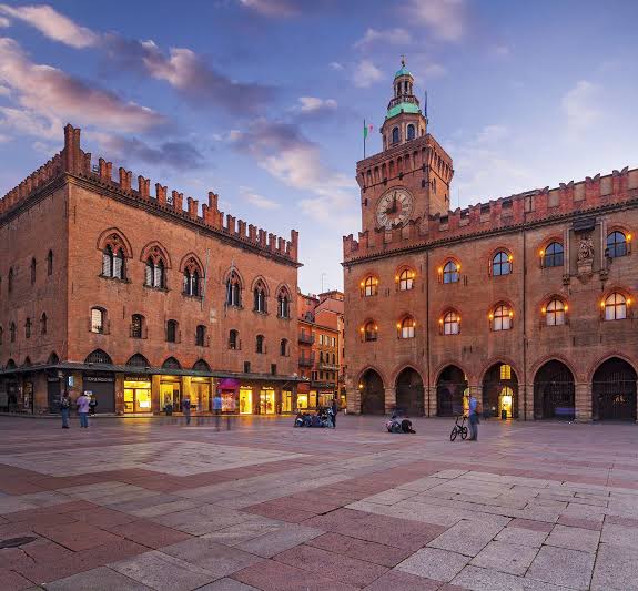 (ITALIA) Roma / Bolonia / Ferrara / Venecia